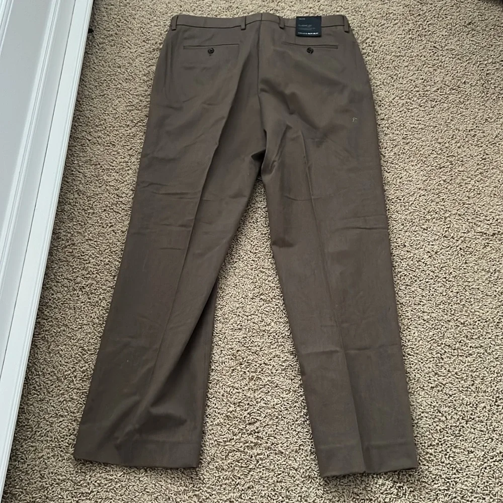 NWT Banana Republic tan classic fit business casual dress pants